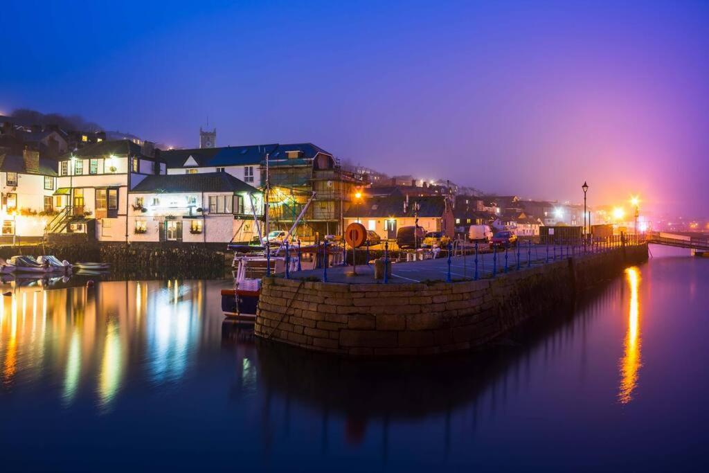 The Nest, Central Falmouth, 10 Mins To The Beaches And Off Street Parking Екстериор снимка